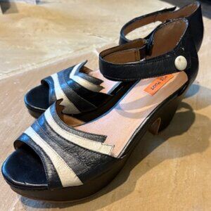 New Miz Mooz Black White Platform Retro Pinup 1940s Style Leather Sandals Size 9